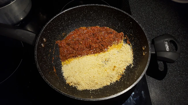 ground cashew nuts and spices