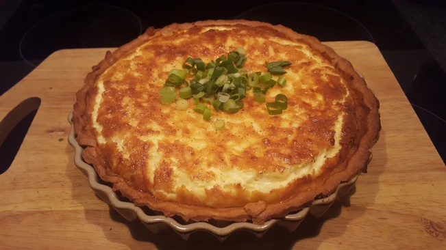 cheese and onion quiche cooked cheese and onion quiche cooked