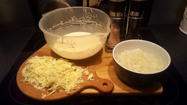 cheese onion & egg mix for cheese and onion quiche cheese onion & egg mix