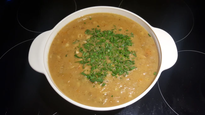grandma's home-made chicken soup Chicken soup in large dish