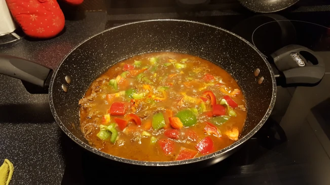 peppers added to pan